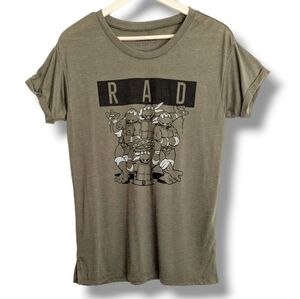 Teenage Mutant Ninja Turtles Tee Medium Olive Green Graphic t-shirt